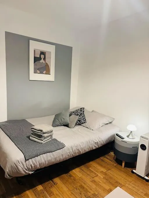 Flat,place D La Republique Apartment